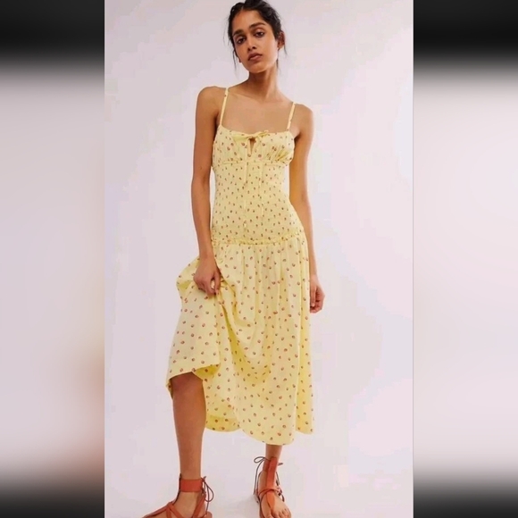 Free People Dresses & Skirts - FREE PEOPLE LAVENDER DAZE DRESS IN STRAWBERRY LEMON COMBO Xs Smocked
